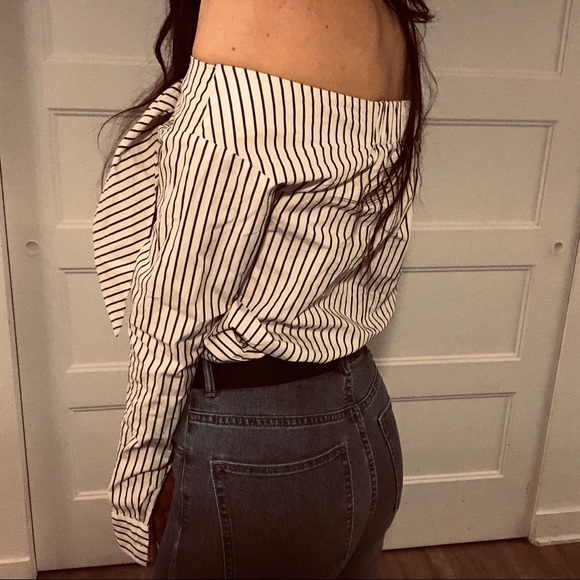 H&M | Cotton Off The Shoulder Button-Up - Picture 3 of 9